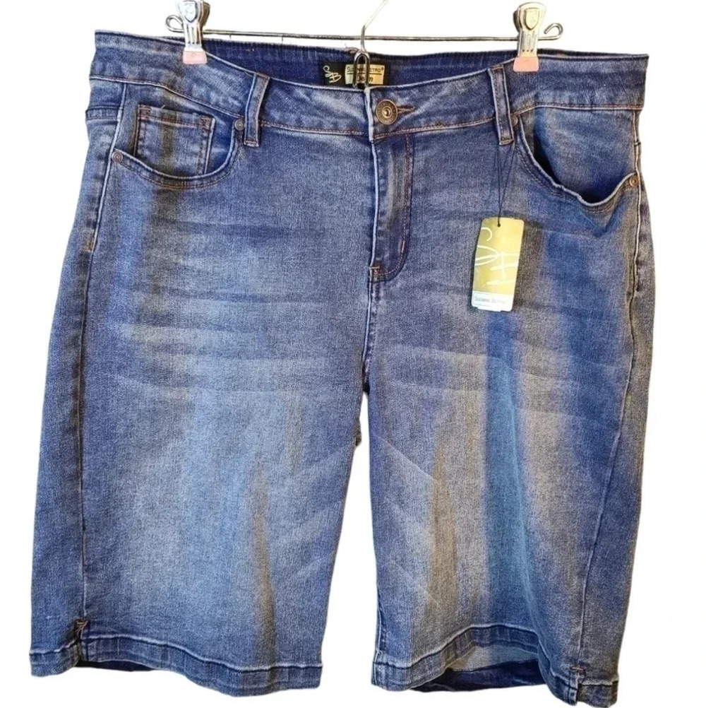 SUZANNE Betro Jean Shorts